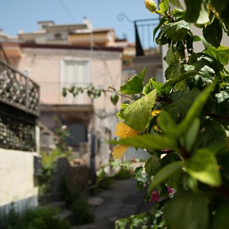 Nick & Santo'S Holiday Homes B&B Giardini-Naxos Kültér fotó