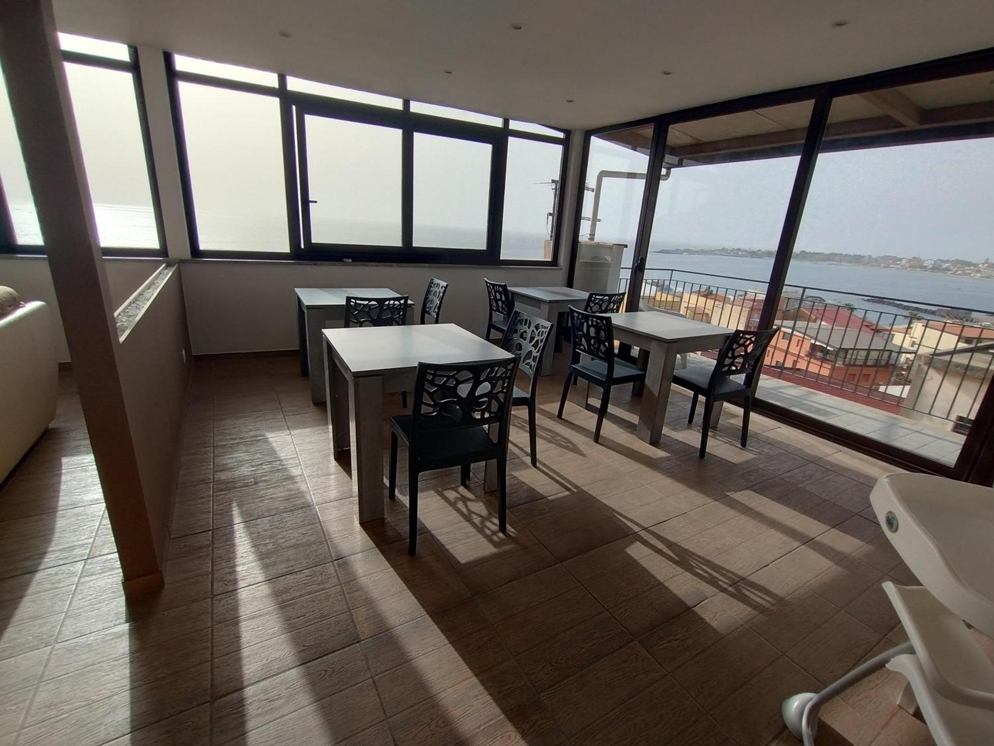 Nick & Santo'S Holiday Homes B&B Giardini-Naxos Kültér fotó
